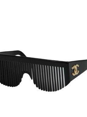 LOOKING FOR Chanel 1993 comb glasses